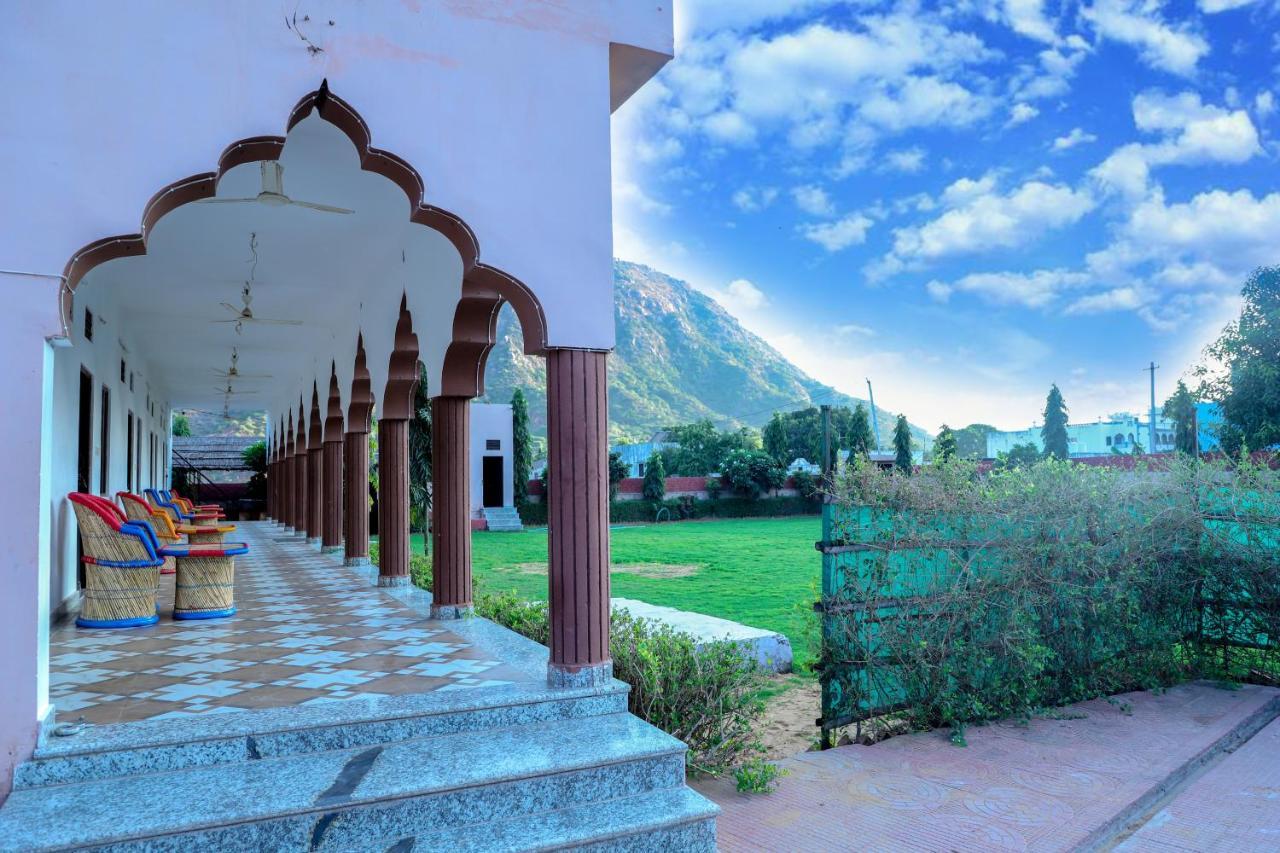 Pari Resort With Nature View Пушкар Экстерьер фото
